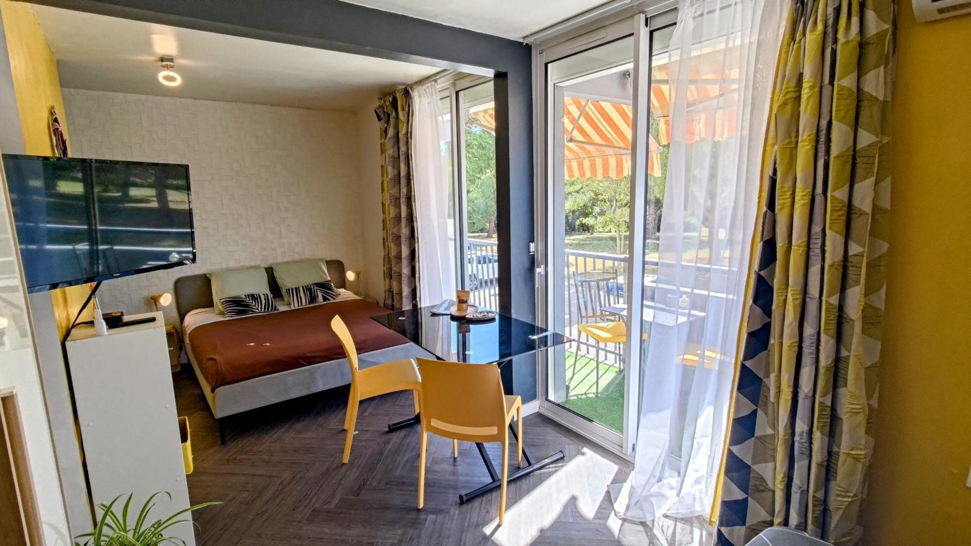 Apartment Soleil Et Verdure - Celleneuve